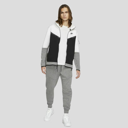 2-PIECE TECH TRACKSUIT