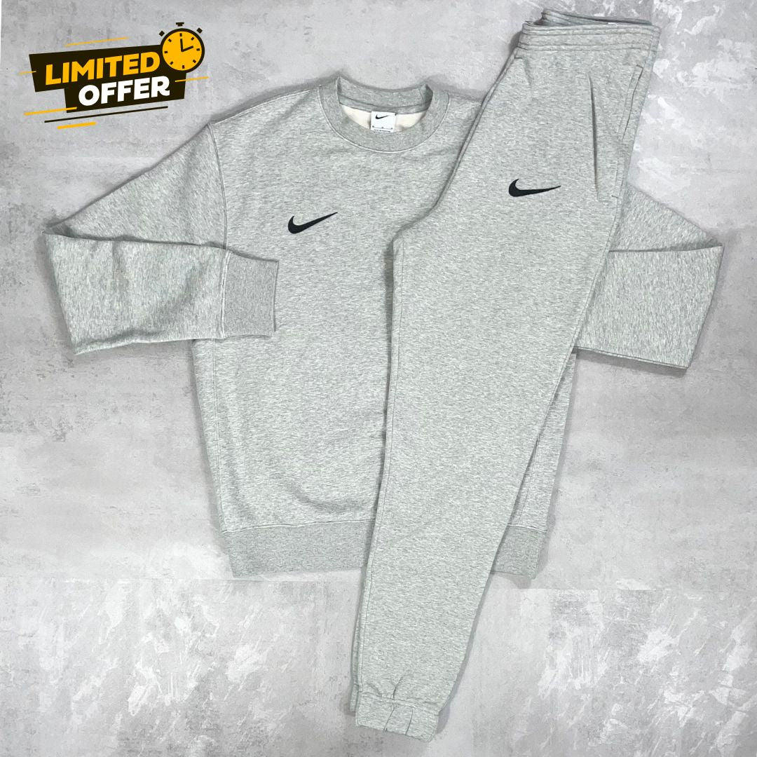 Tracksuit – Crew Neck / Hoodie + Pants